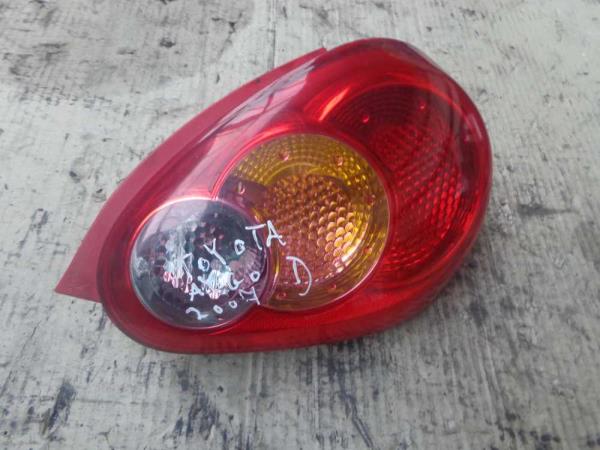 FEU ARRIERE DROIT TOYOTA - Vue 1